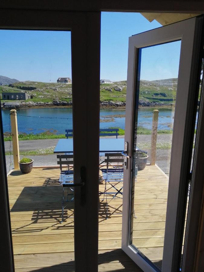 Glamping Pod For 2 Pod Beag Na Haun Eriskay Villa Bagian luar foto